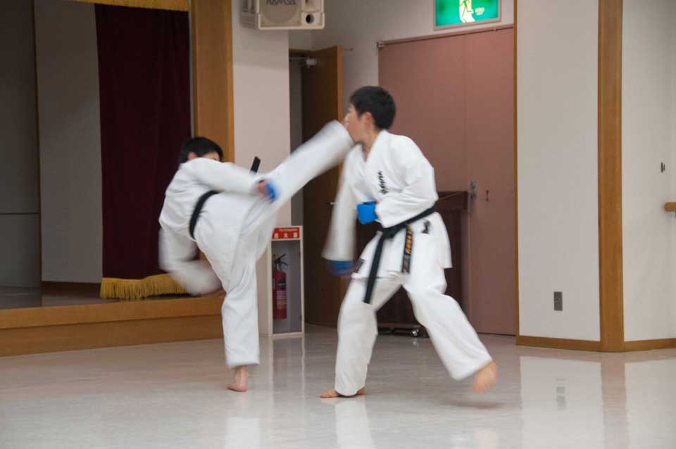 正竜会練習風景や道場での様子写真